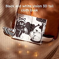 TUMAMA Tail cloth books - black and white